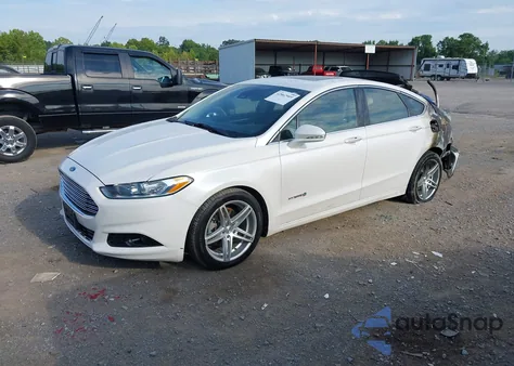 2014 Ford Fusion Hybrid Titanium from USA, damaged, VIN 3FA6P0RU7ER372654